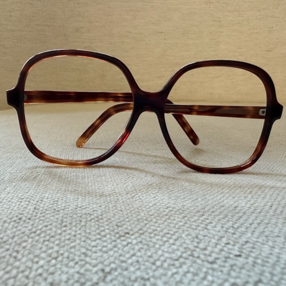 VINTAGE Oversized Frames
